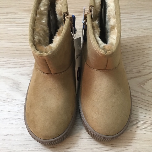 Cat & Jack Arias Winter boots - Picture 2 of 5